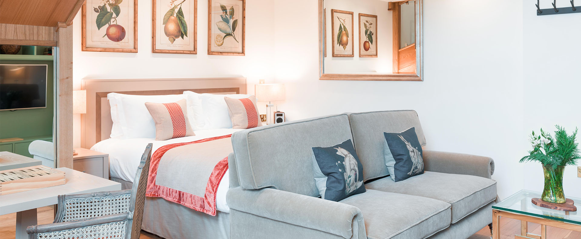 Hayloft Suite &#124; The Montagu Arms Hotel &#124; New Forest