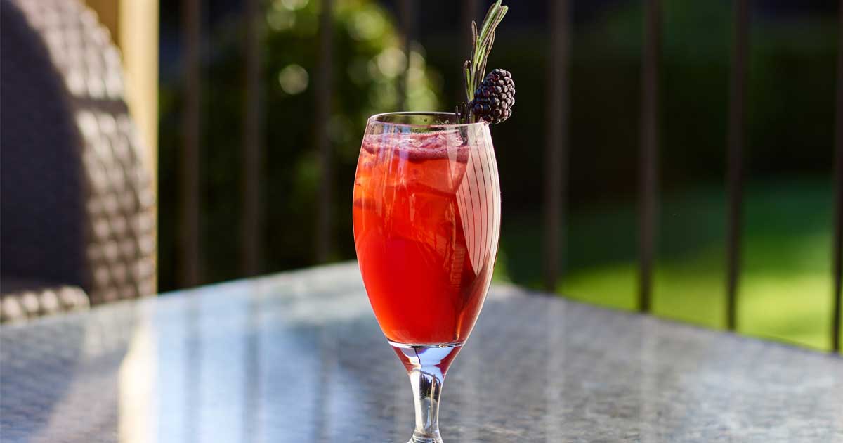blackberry-and-rosemary-fig-cocktail